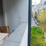 1bd Retreat With Balcony In Vibrant District By Flat Mаnager *