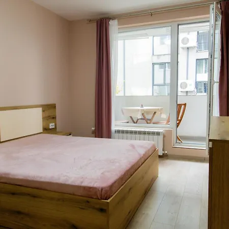 1bd Retreat With Balcony In Vibrant District By Flat Mаnager Appartement Varna